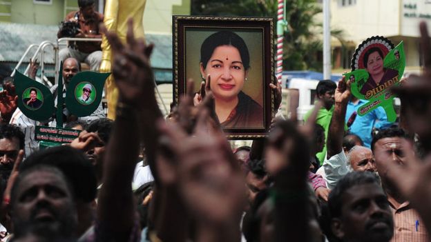 சட்டசபையில் ஜெயலலிதா படம்: எதிர்ப்பும், ஆதரவும்