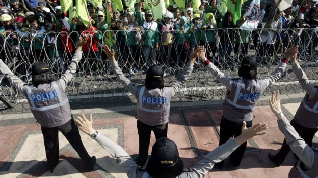 Tes keperawanan dianggap tak sesuai dengan UU anti-diskriminasi terhadap perempuan/JUNI KRISWANTO/AFP.