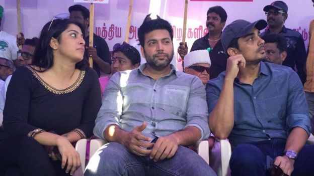 காவிரி மற்றும் ஸ்டெர்லைட் பிரச்சனைக்காக திரண்ட திரை உலகத்தினர்