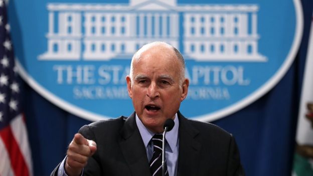 California Governor Jerry Brown speaks to reporters during a news conference in Sacramento, 11 May 2017