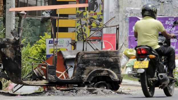 வாழ்வோம், வாழ விடுவோம் - இலங்கை இனமோதல் குறித்து அஷ்வின் உருக்கம்!