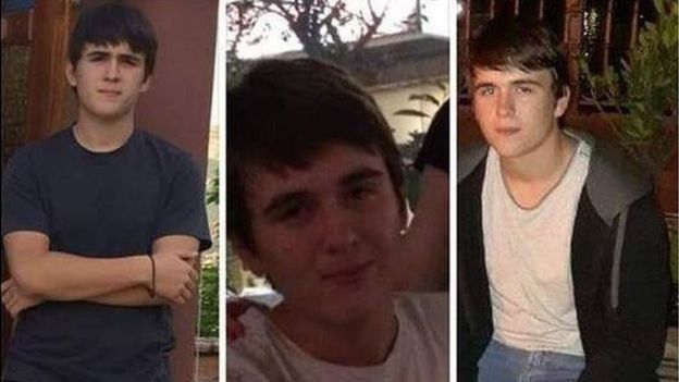 ஆசிரியர்களுக்குத் துப்பாக்கி கொடுக்க வேண்டும்