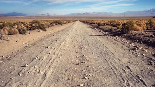 A long and dusty road in Australia