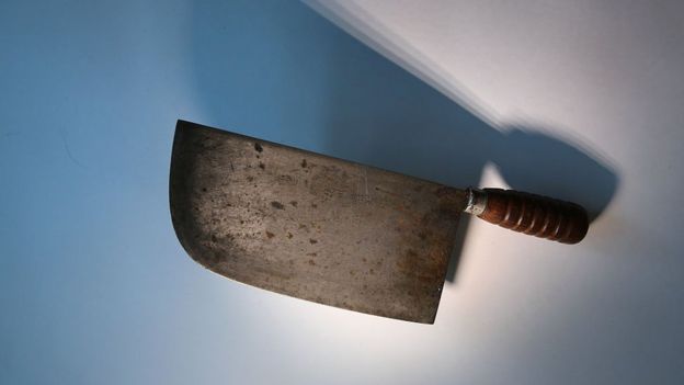 வேலூரில் கணவரின் ஆணுறுப்பை அறுத்து பர்ஸில் எடுத்துச் சென்ற மனைவி கைது