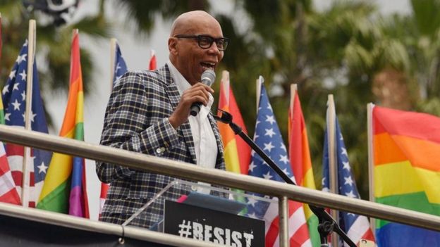 RuPaul ha blando en una manifestación