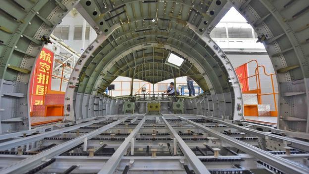 Chiếc C919 trong quá trình chế tạo
