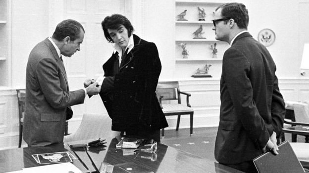 Elvis dönemin ABD Başkanı Richard Nixon'la