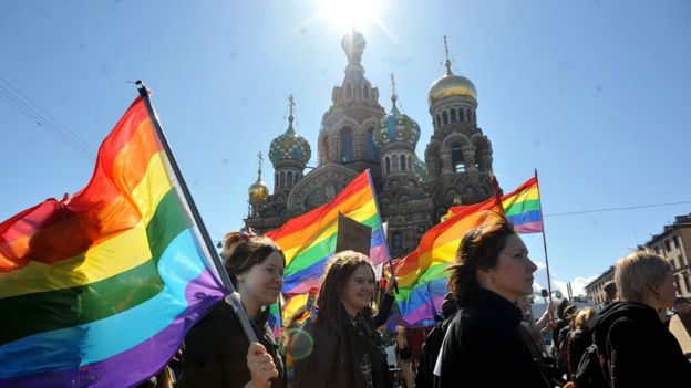 Banderas gays en San Petersburgo.