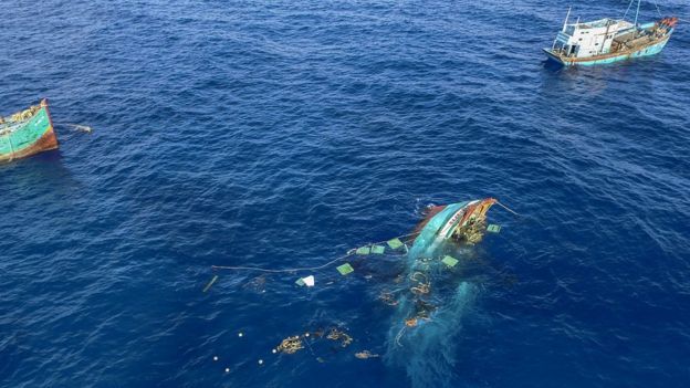 Indonesia sink foreign fishing boats