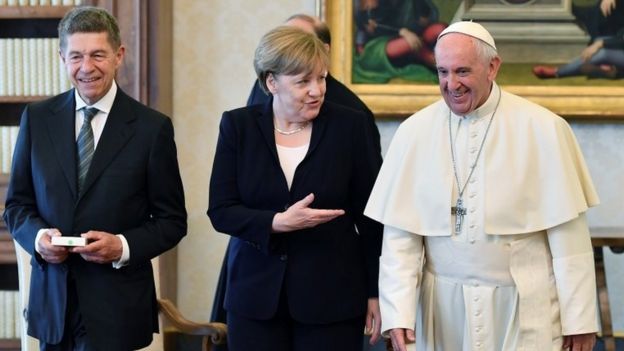 Merkel, Joachim Sauer y el Papa