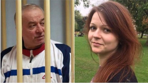 66岁的退休俄罗斯军事情报官员谢尔盖·斯克里帕尔和他33岁的女儿被发现瘫倒在英国索尔兹伯里市中心的长椅上