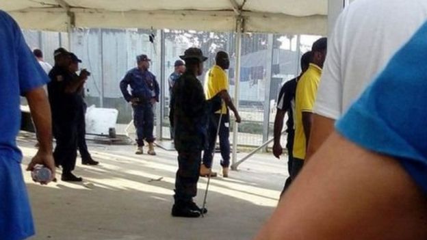 மானஸ் தீவில்