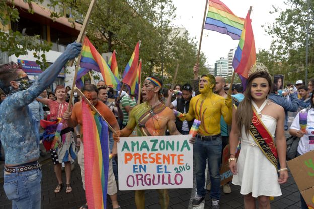 Desfile por el orgullo gay en Quito, capital de Ecuador.