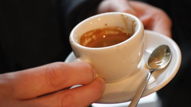 Loại cà phê expresso được người Paris ưa dùng vào buổi sáng trước khi đi làm.