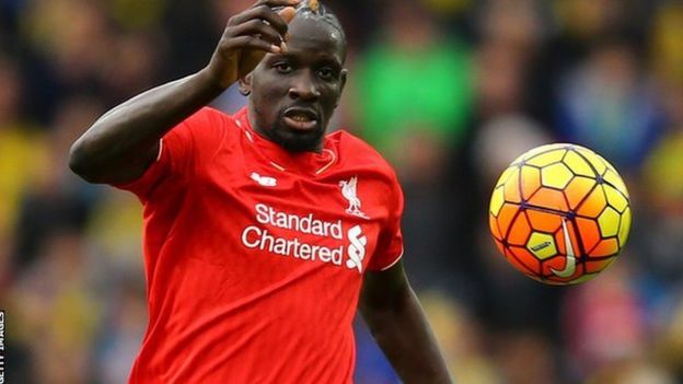 Crystal Palace wana uhakika wa kumsajili Mamadou Sakho aliyecheza kwa mkopo katika klabu hiyo msimu uliopita. (Times)