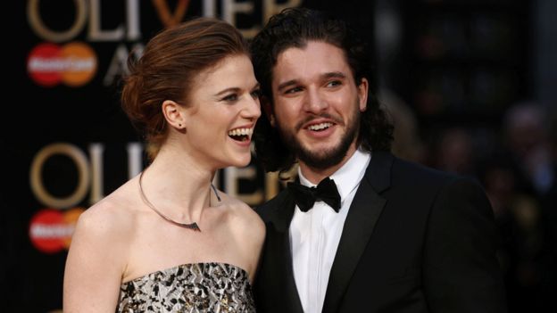 Kit Harington and Rose Leslie on the red carpet at the 2016 Olivier awards