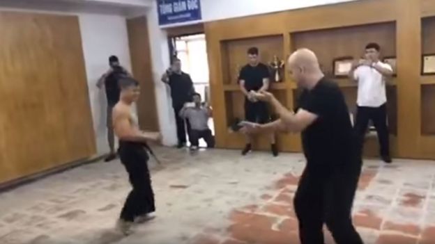 Tỉ thí võ thuật