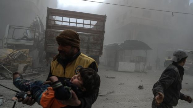 الغوطة الشرقية تتعرض إلى قصف مكثف من قبل القوات الحكومية السورية