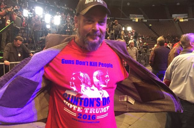 Trump supporter with T-shirt emblazoned: Guns don't kill people, Clintons do
