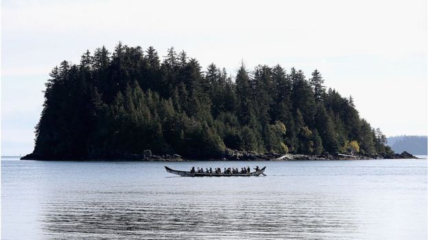 Canoe near Haida Gwaii