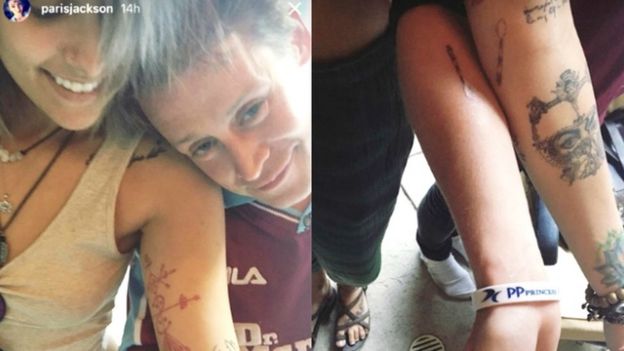 Paris Jackson y Maculay Caulkin muestran sus tatuajes