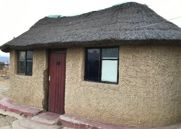 Hii ndio nyumba aliyokuwa amekodisha mganga huyo wa kienyeji