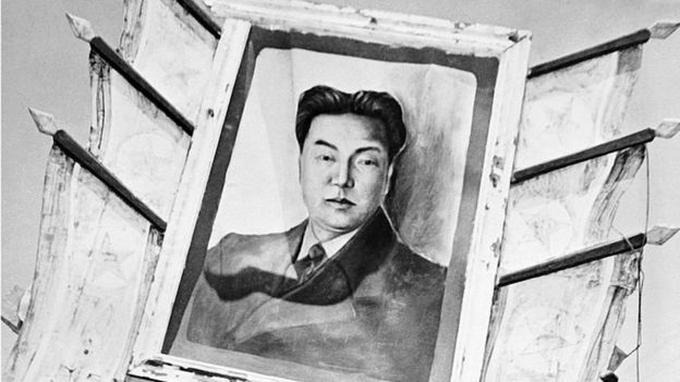 Un retrato de Kim Il-sung durante la guerra