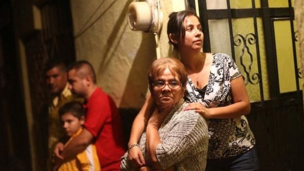 Familiares de Rubén Cárdenas