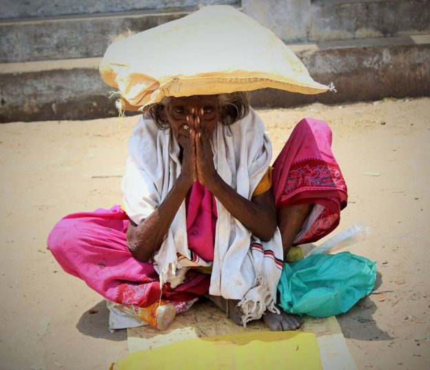 உயிர் கேட்கும் வயிறு - ரோகினி