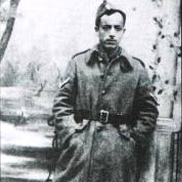 مارسل ناجری در لباس ارتش یونان پیش از فرستاده شدن به آشویتس