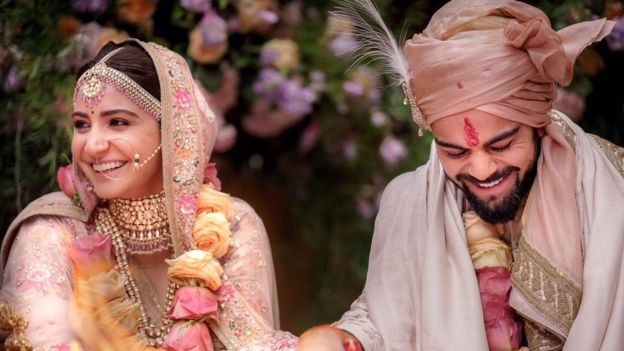 விராத் கோலி - அனுஷ்கா ஷர்மா திருமணத்தின் அழகிய தருணங்கள் (புகைப்படத் தொகுப்பு)