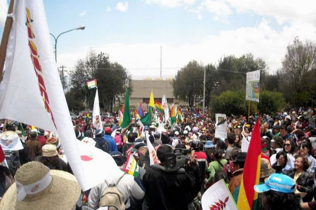 Marcha de 2011 ingresa a La Paz