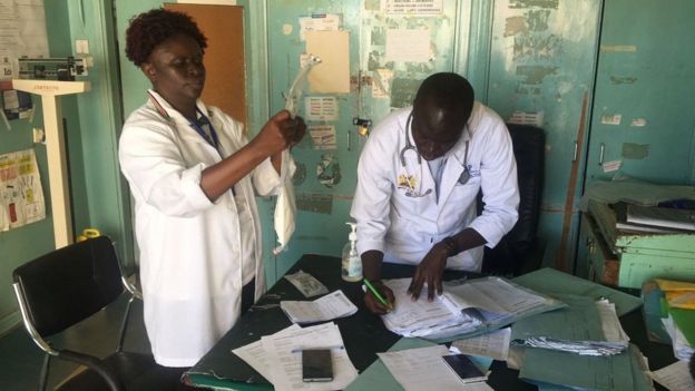 Hospitali hiyo inasema kuwa takriban watu 6 walilazwakatika hospitali hiyo wakiwa na majeraha ya risasi