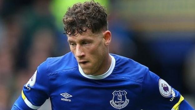 Tottenham na Chelsea itatumai kumsajili kiungo wa kati wa Everton Ross Barkley mnamo mwezi Januari