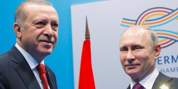 Russia's President Putin (R) and Turkey's President Erdogan, at G20 in Hamburg, July 2017