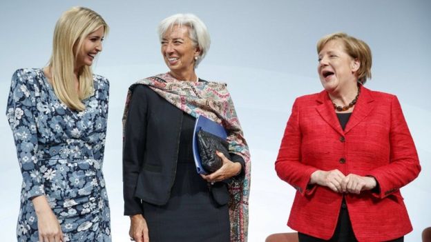 إيفونكا خلال اجتماع عن المرأة دافعت عن والدها