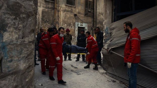 Syrian Arab Red Crescent and ICRC evacuate civilians from the Old City of Aleppo