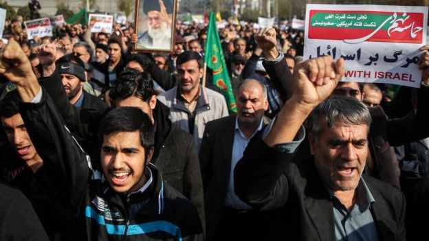 проправительственная демонстрация в Тегеране