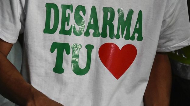 Camiseta por el desarme