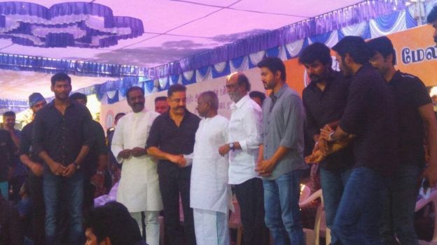 காவிரி மற்றும் ஸ்டெர்லைட் பிரச்சனைக்காக திரண்ட திரை உலகத்தினர்