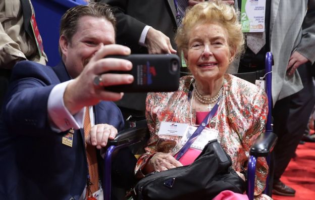 Phyllis Schlafly en la Convención Nacional Republicana en Cleveland, el 19 de julio de 2016.