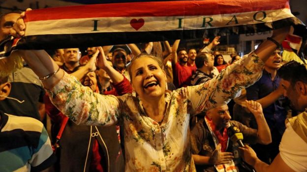 رئيس الوزراء العراقي حيدر العبادي في الموصل للاحتفال بـ"النصر" على تنظيم الدولة الإسلامية