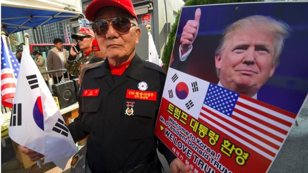 Cựu binh Hàn Quốc ủng hộ Tổng thống Donald Trump hôm 4/11