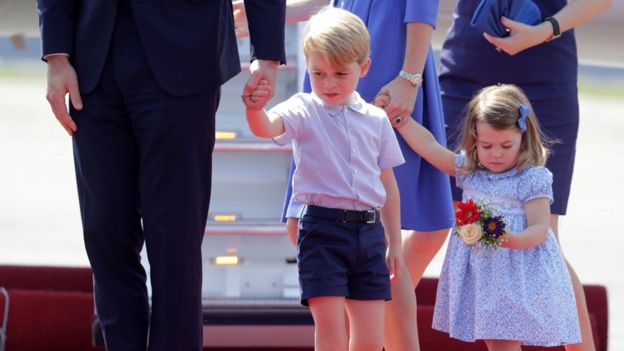 El príncipe George y la princesa Charlotte.