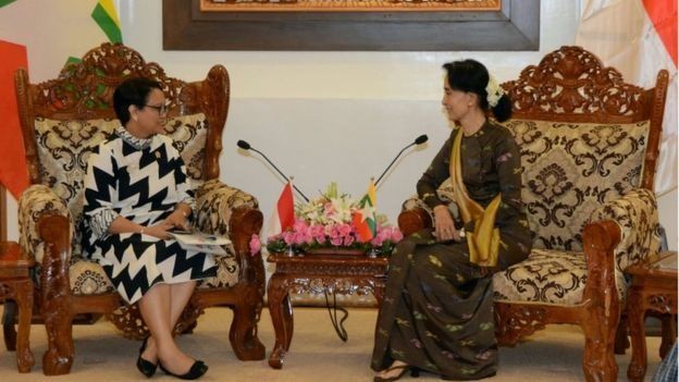 Menlu Indonesia Retno Marsudi sudah bertemu dengan Aung San Suu Kyi untuk meminta pemerintah Myanmar menghentikan kekerasan di Rakhine.