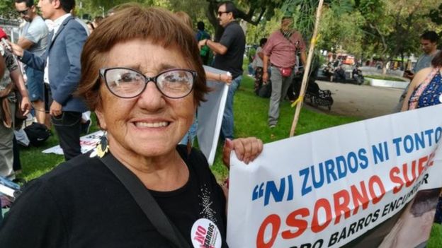 Sylvia Aguilar Maldonado proteste à Santiago