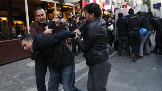 Ekim 2017'deki Semih Özakça-Nuriye Gülmen protestosundan