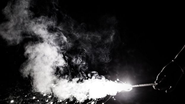 'மாசு' என்பதை மையக்கருவாகக் கொண்டு பிபிசி நடத்திய 19ஆவது வார புகைப்படப் போட்டியில் தேர்வு செய்யப்பட்ட பிபிசி தமிழ் நேயர்களின் சிறந்த புகைப்படங்கள்.