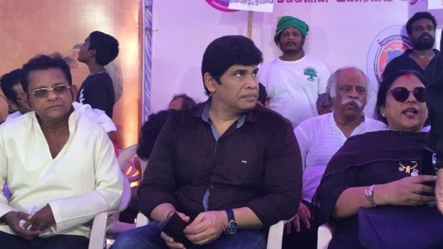 காவிரி மற்றும் ஸ்டெர்லைட் பிரச்சனைக்காக திரண்ட திரை உலகத்தினர்