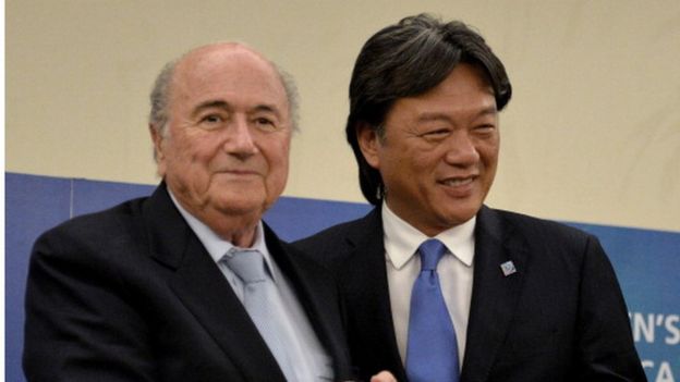 Eduardo Li y Joseph Blatter